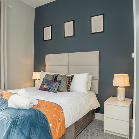 2 Bdr & 1 Bdr Apartments At Queens Uni By Belfast City Breaks Экстерьер фото