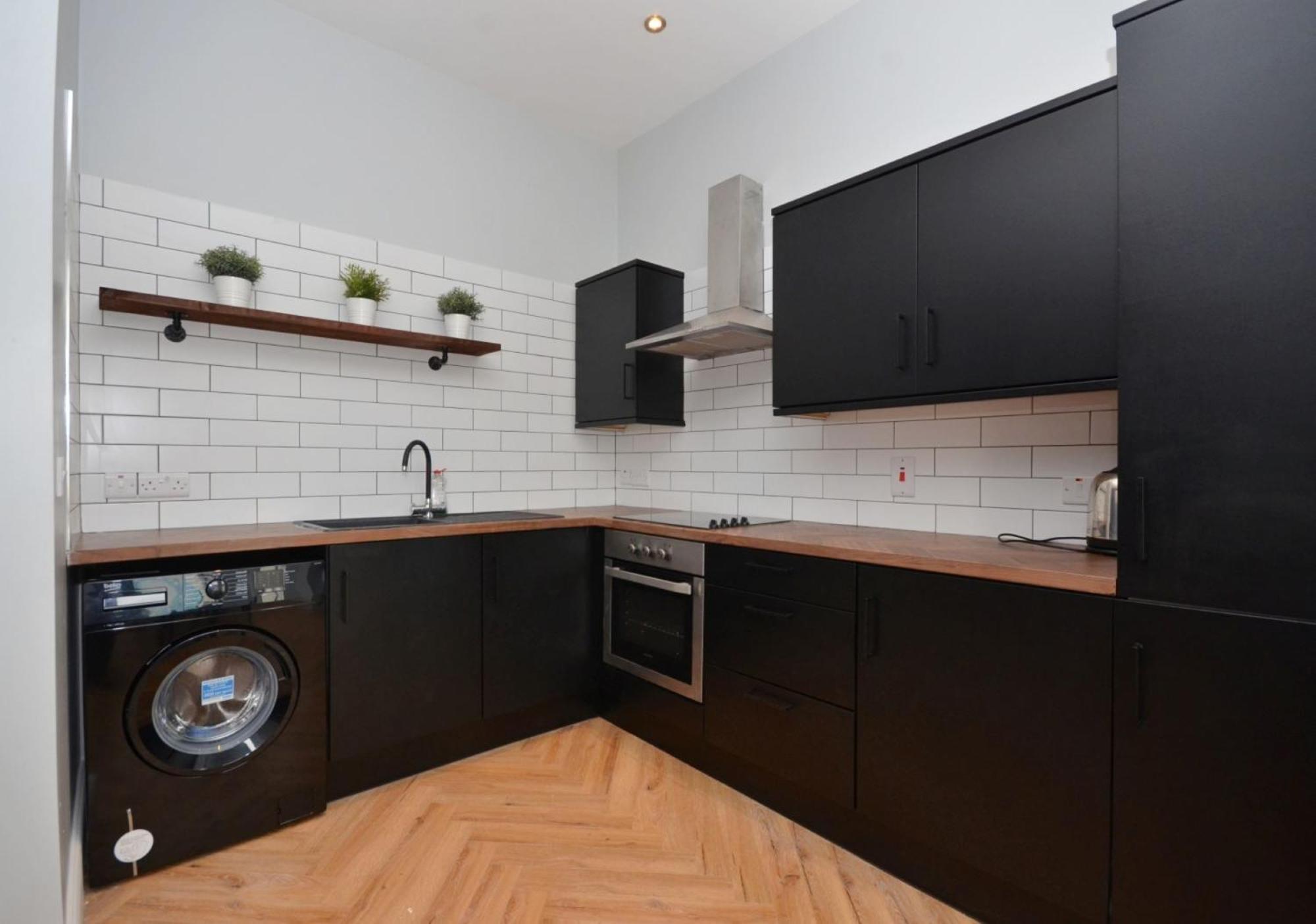 2 Bdr & 1 Bdr Apartments At Queens Uni By Belfast City Breaks Экстерьер фото