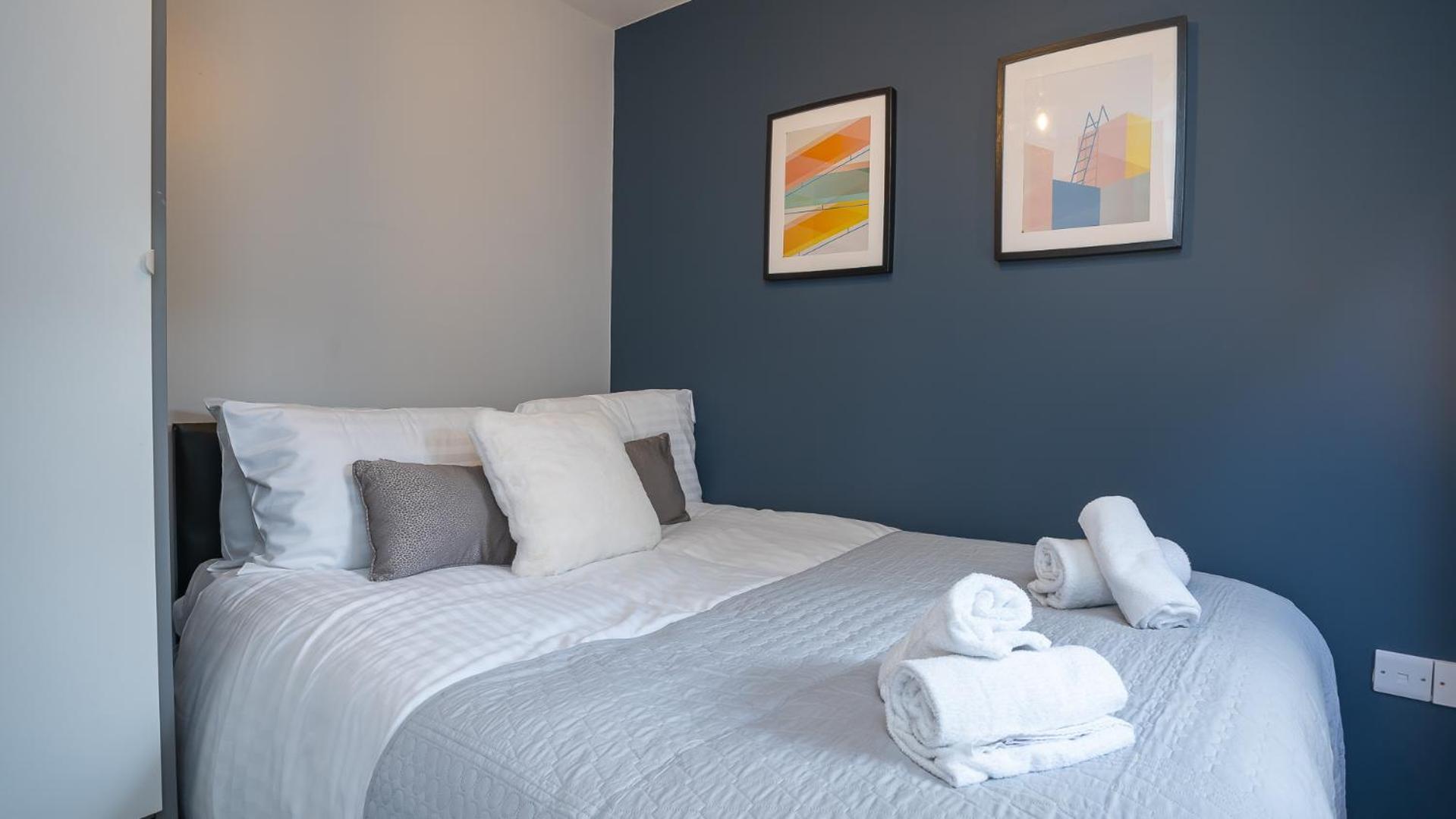 2 Bdr & 1 Bdr Apartments At Queens Uni By Belfast City Breaks Экстерьер фото