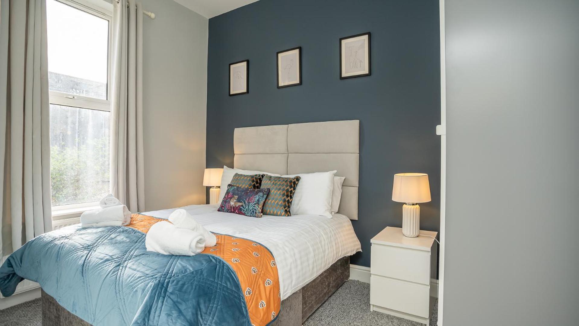2 Bdr & 1 Bdr Apartments At Queens Uni By Belfast City Breaks Экстерьер фото